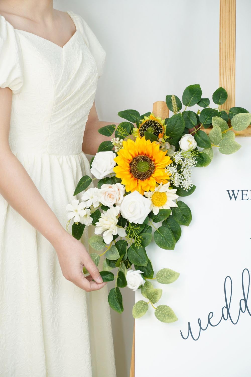 Piklado Wedding Decor Welcome Sign Flower Backdrop Garland