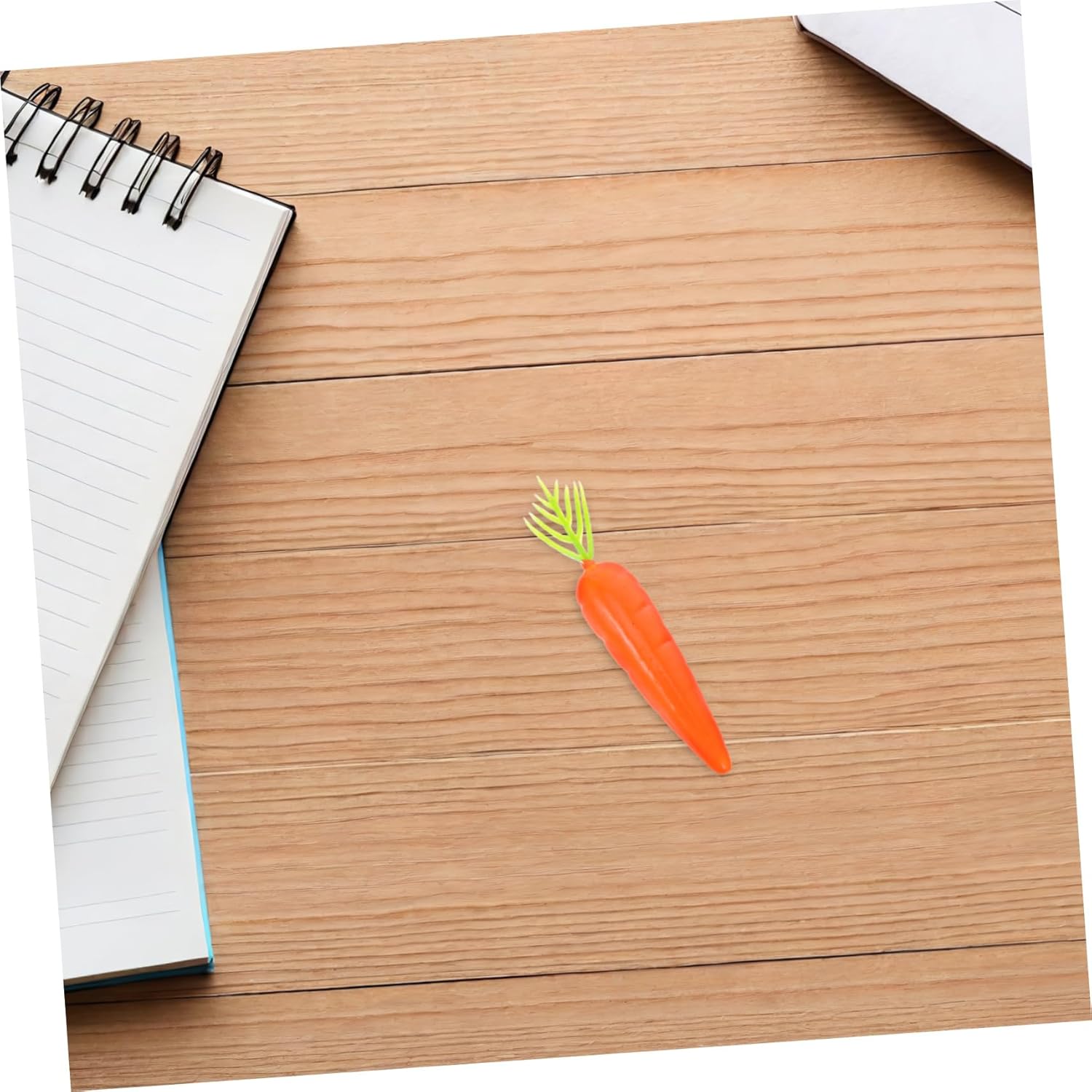 Cabilock 30pcs Artificial Carrots for Home Decor