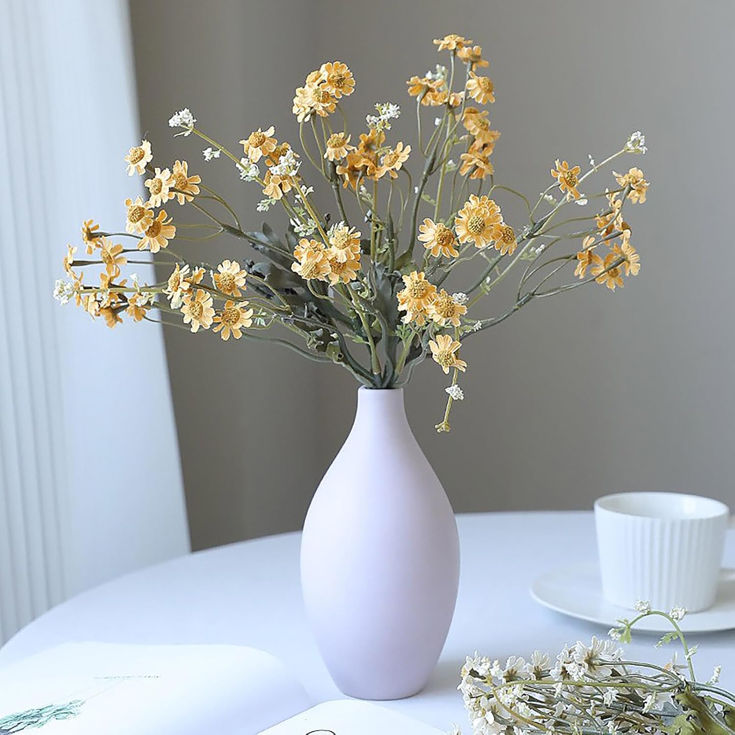Belupai 8Pcs Artificial Daisy Flower Bouquet with Stems
