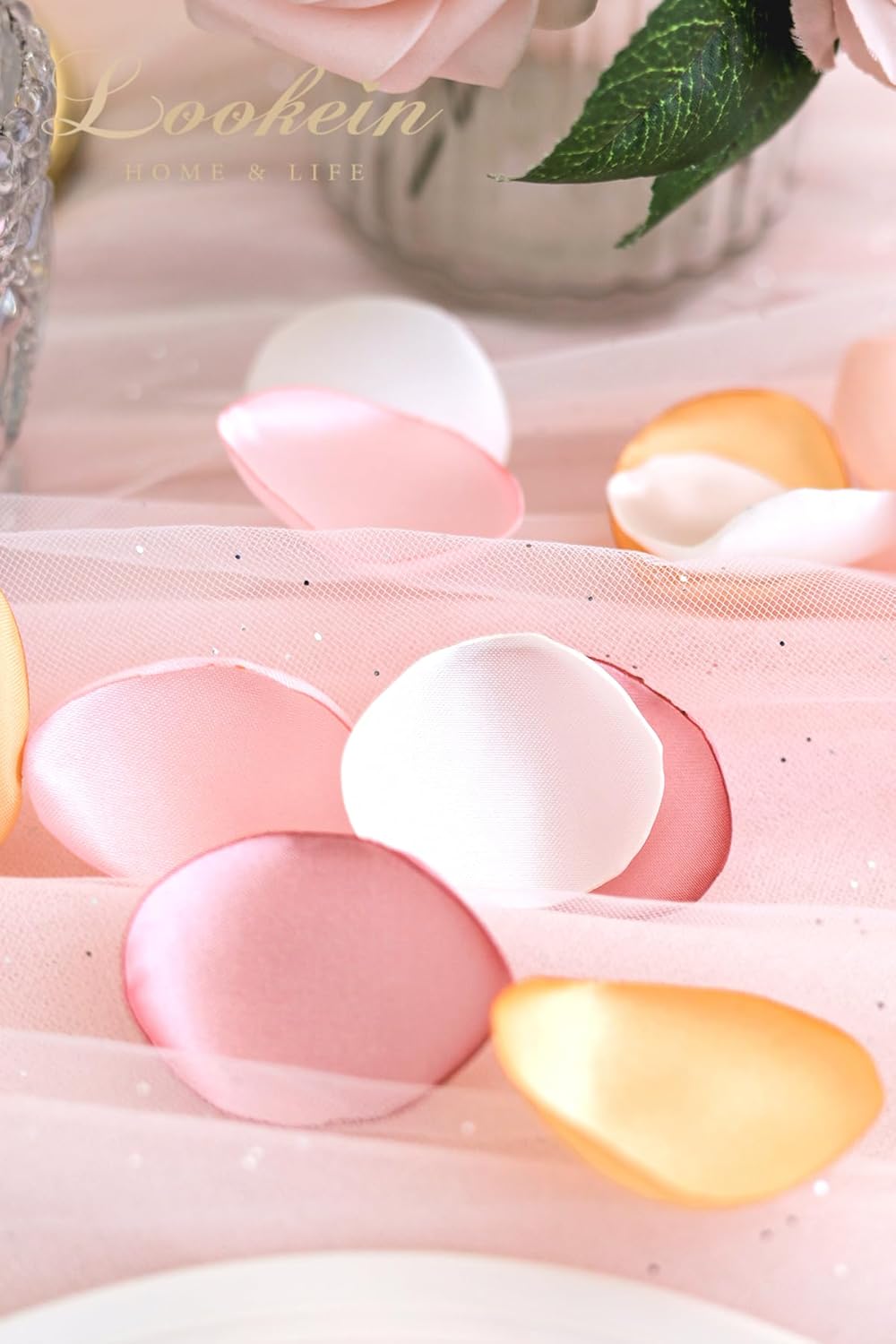 Lookein 300pcs Rose Petals Satin for Wedding Decorations