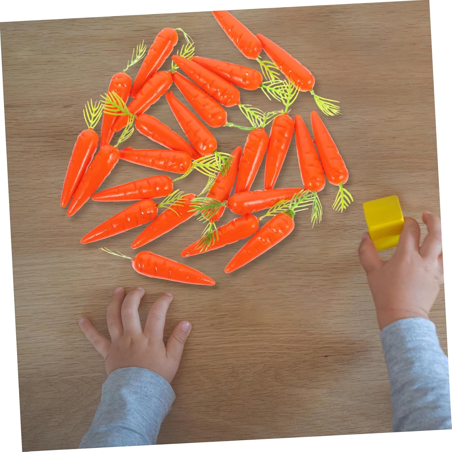 Mini Carrots for Crafts 25pcs - Artificial Vegetables Easter Decor