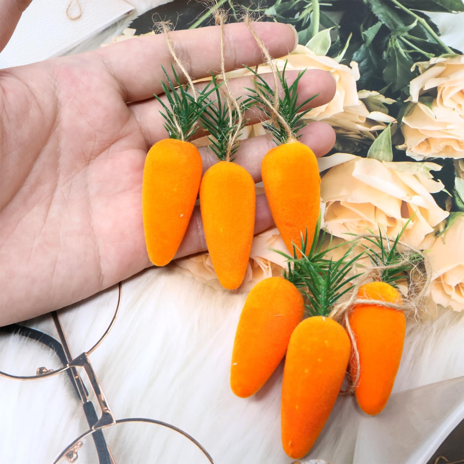 Honbay 20PCS Foam Artificial Carrots Hanging Decorations