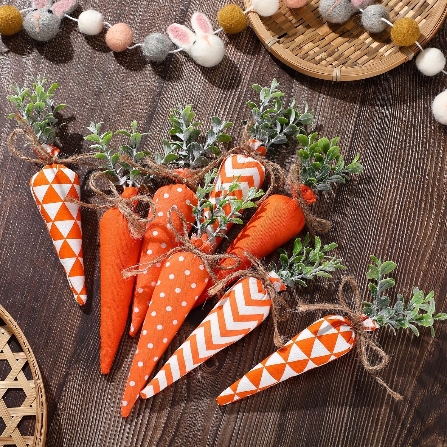 Skylety 8 Pcs Bright Easter Carrot Decorations